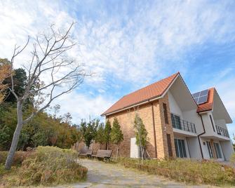 The Viewpoint House - Namhae - Building