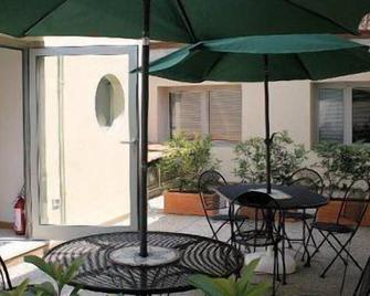 Albergo Meublè Abatjour - מנטואה - פטיו