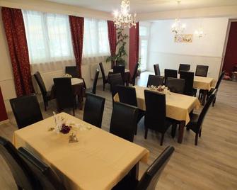 Hotel Garni - Považská Bystrica - Restaurant