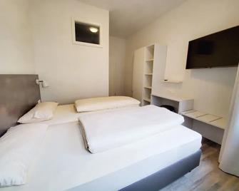 Zimmervermietung Sanderstrasse - Würzburg - Slaapkamer