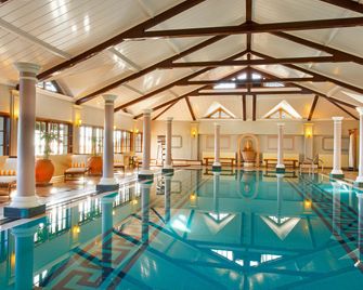 The Oberoi Cecil - Shimla - Pool