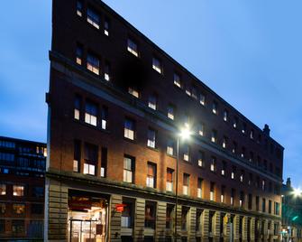 Easyhotel Manchester - Manchester - Building