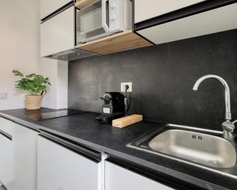 Joivy Delightful Studios Near Parco Tre Torri - Milán - Cocina