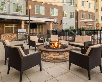 Residence Inn by Marriott Houston City Place - Spring - Patio