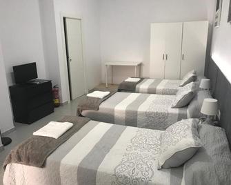Pensión Barlovento - Málaga - Habitación
