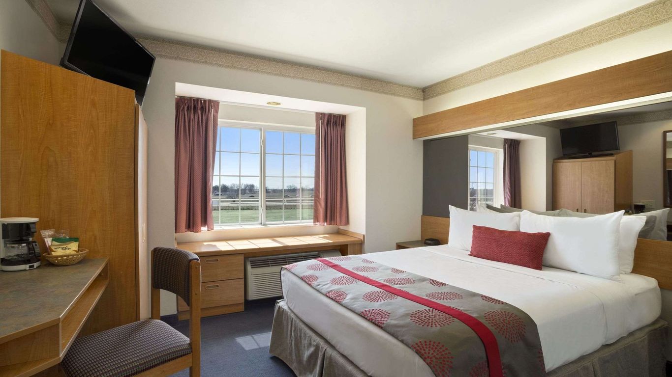 Ramada Limited Bloomington