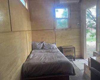 Sage Brush Tiny House - Bandera