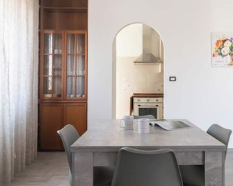 Italianway - Muratori 44 - Milan - Dining room