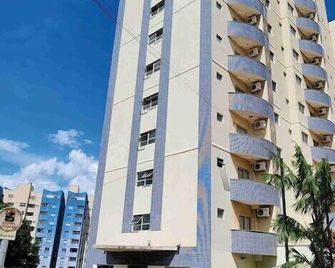 Golden Dolphin Express 403 - Caldas Novas - Building