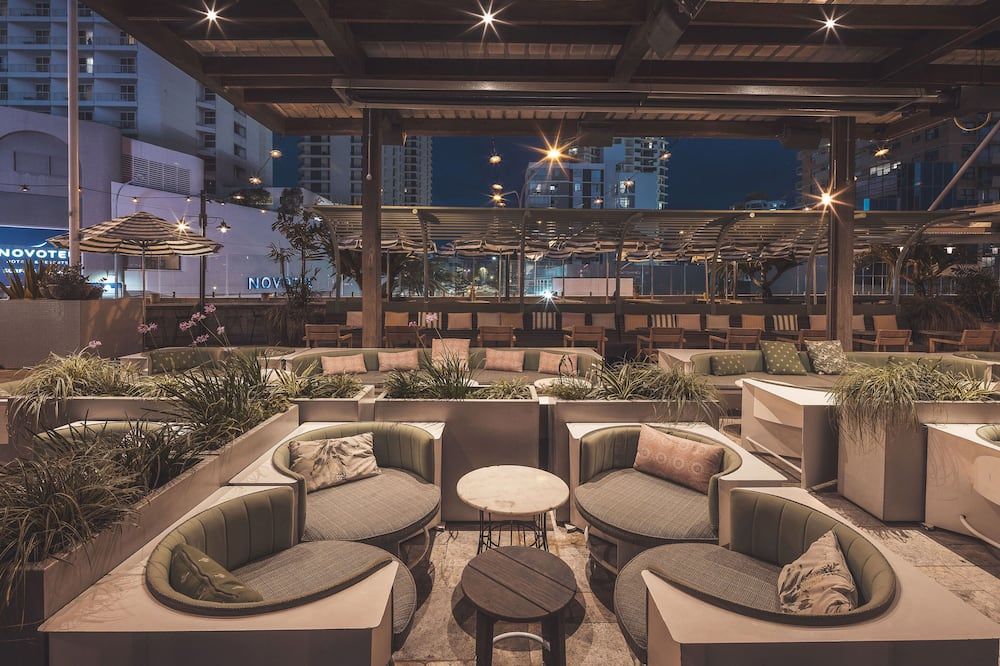 ذا آيلند غولد كوست