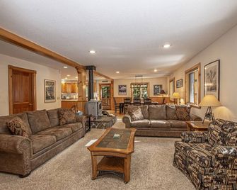 Celtic Lodge By Hauserman Rentals - Homewood - Sala de estar