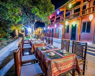 Catba Papillon Garden Bungalows & Resort - Hải Phòng - Patio