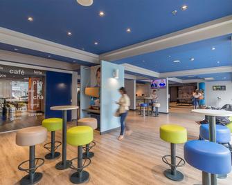 ibis budget Curitiba Centro - Curitiba - Κτίριο