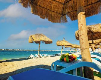 Porto Marina Hotel & Spa Al Alamein - El-Alamein - Strand