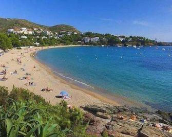 House with sea and mountain views in Almadrava AV 36 - Roses - Plage