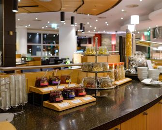 Pullman Cologne - Köln - Ruang makan