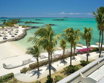 Lagoon Attitude (Adults Only) - Petit Paquet - Playa
