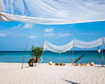 4 star apartment #Power WLAN# Beach & center 350m # 2 parking spaces # 2 bedrooms - Zingst - Strand