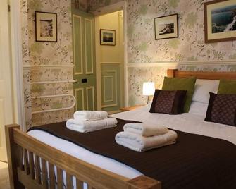 Athol House - Filey - Bedroom