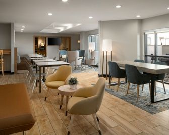 TownePlace Suites by Marriott Waco South - Waco - Lobby