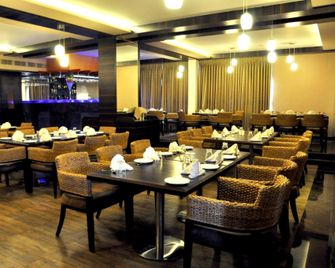 Hotel Neelam's Countryside - Kankavli - Restaurant