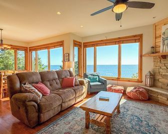 Windsong 608 - Lake Superior - Beaver Bay, Mn - Beaver Bay - Sala de estar