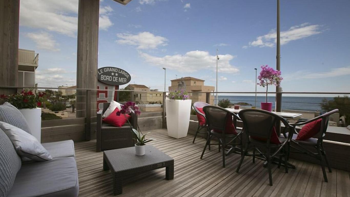 Le Grand Large Bord de Mer Hotel & Appartements