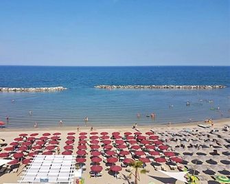 Hotel Tokio Home-Tokio Beach dependence - Lido di Savio - Playa