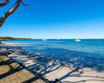 Dog Friendly Holiday House In Bongaree - Bongaree - Playa