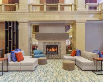 Hilton Garden Inn Indianapolis Downtown - אינדיאנאפוליס - לובי