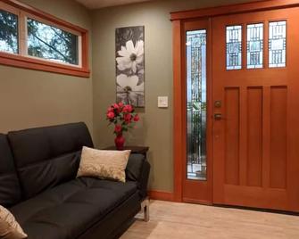 Quality Luxury Apartment With Killer View & Double Studio - Bellevue - Living room