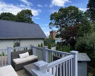Hidden Gem in Wickford Rhode Island - North Kingstown - Balcony