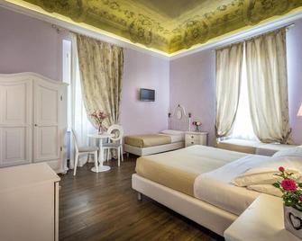 Hotel Ferrucci Firenze - Floransa - Yatak Odası