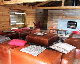 Montagne Alternative - Orsières - Sala de estar