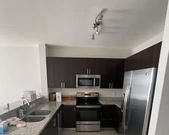 Luxury 1 bedroom condo Miami - Mai-a-mi - Phòng bếp