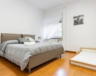 Casa Beira e Jambo by Rentbeat - Bari - Camera da letto