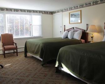 Knights Inn Centerville Cape Cod Area - Centerville - Bedroom