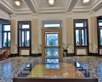 Pràcatinat Hotel & Restaurant - Cantalupa - Lobby