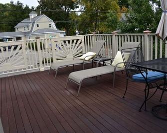 Charming Terrace Suite/Ogunquit/Ideal for Couples - Ogunquit - Balcon