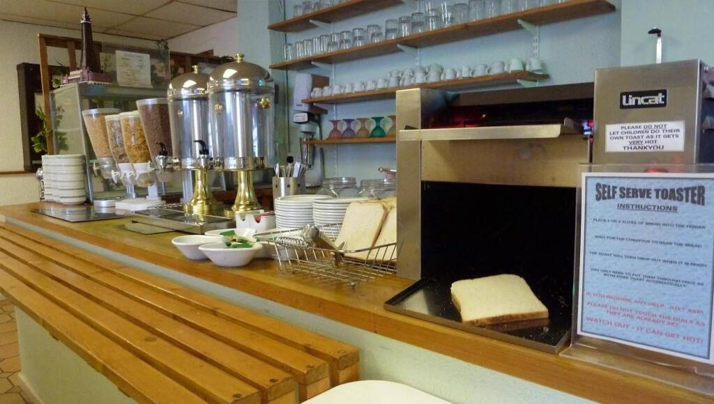 فنكي تاورز هوتل