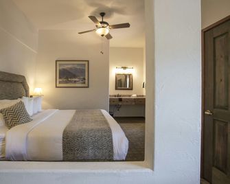 Table Mountain Inn - Golden - Schlafzimmer
