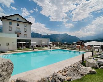 Bellavista Relax Hotel - Levico Terme - Piscina