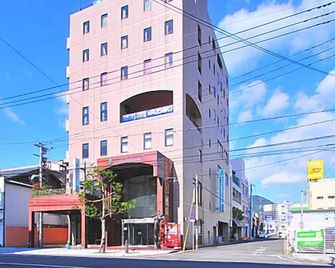 Grand First Inn Sasebo - Sasebo - Bâtiment