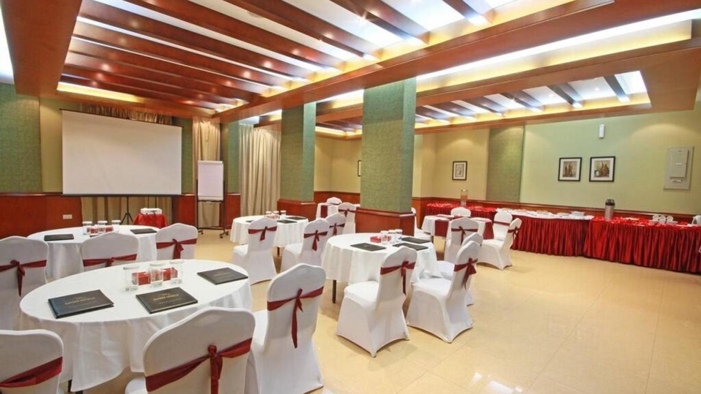 فندق سفير كونتيننتال مسقط