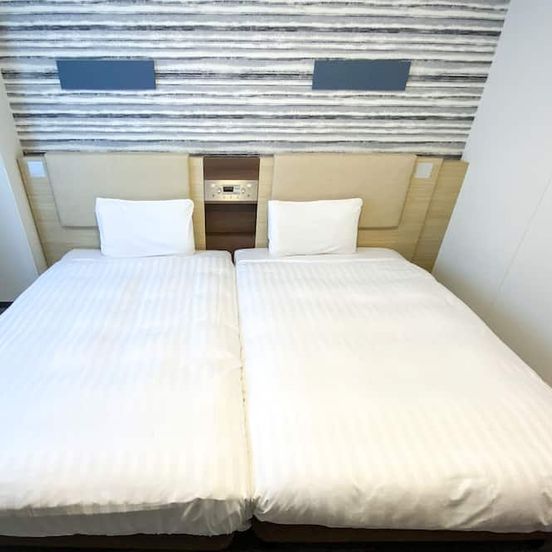 Comfort Hotel Nagoya Fushimi image 1