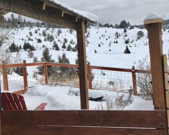 Philipsburg Hilltop Getaway - Philipsburg - Balcón