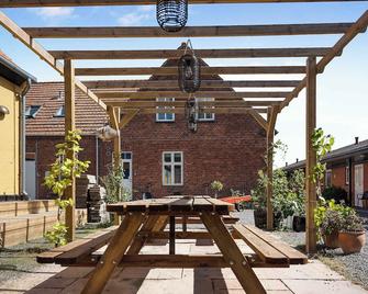 Holiday Apartment At Årsdale, Solgaarden 6 - Svaneke - Patio