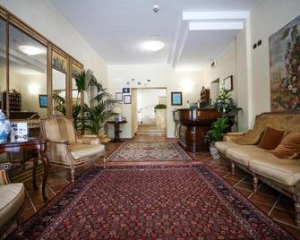 Olimpus - Sora - Lobby