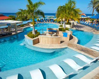 أوشنس آت ديفي ليتل باي - فيليبسبورغ - حوض السباحة