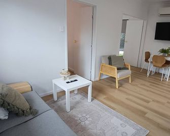 Birkdale 2 Bedroom Guest House Stay - Birkdale - Cocina